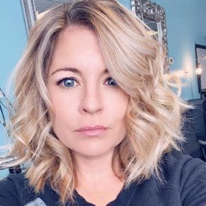 Meet your Posher, Clarissa